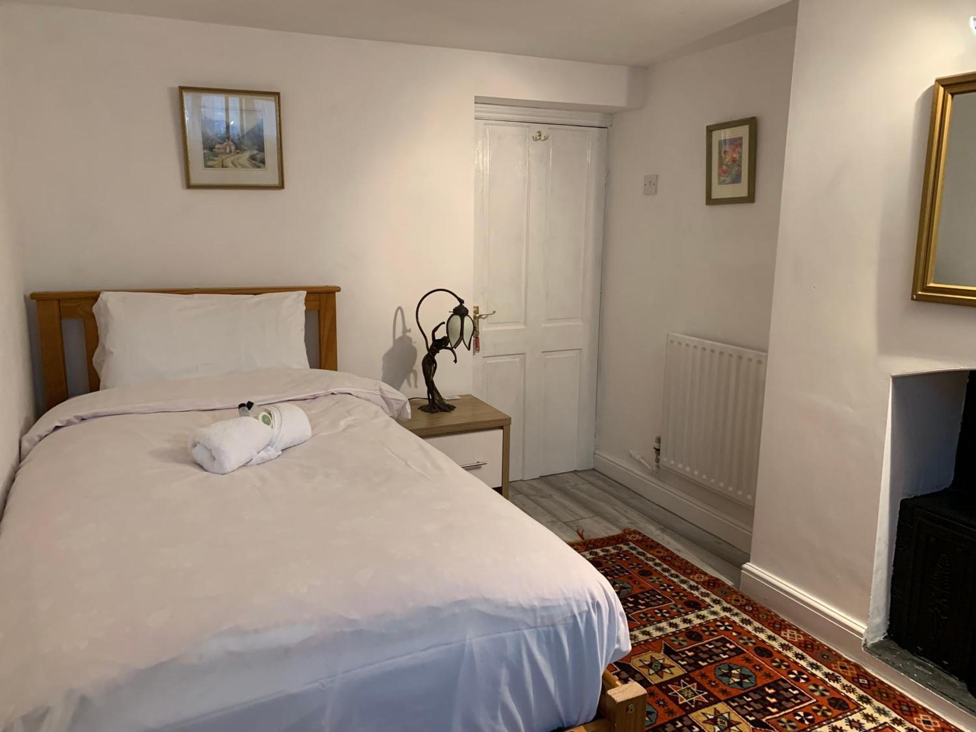 Hotel The Red House Grantham Habitación foto
